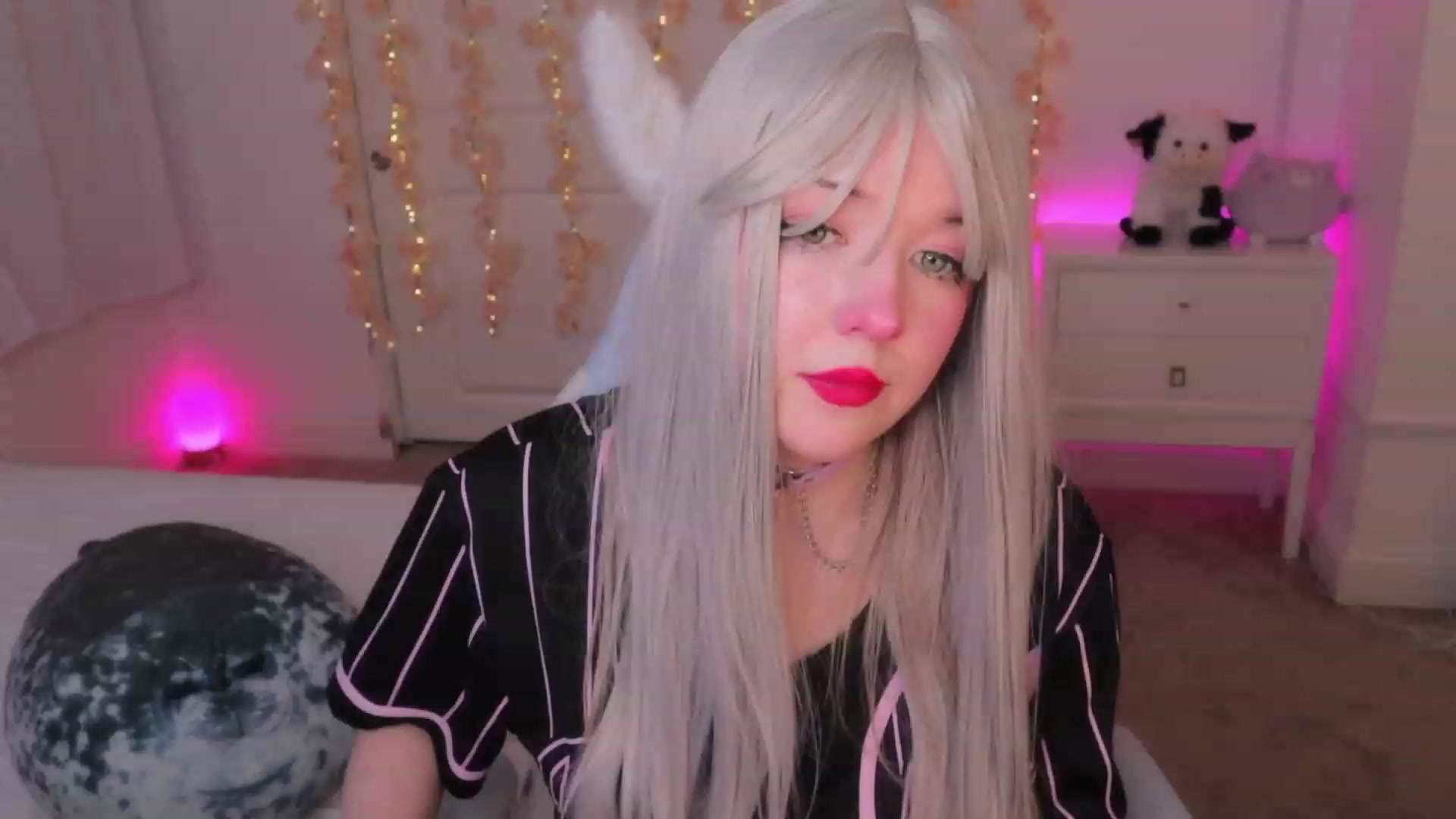 Gallery image thumbnail from SayGoodGirl's myfreecams stream on, 10/12/2023, 03:33 image 17 of 20