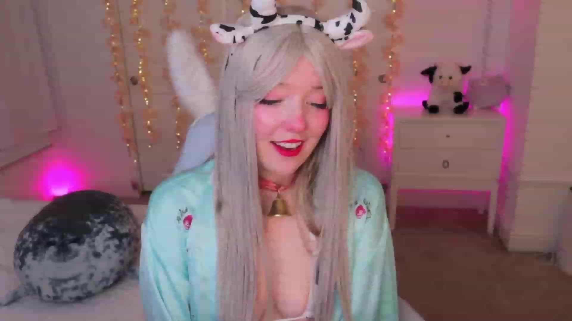 Gallery image thumbnail from SayGoodGirl's myfreecams stream on, 10/22/2023, 02:08 image 18 of 20