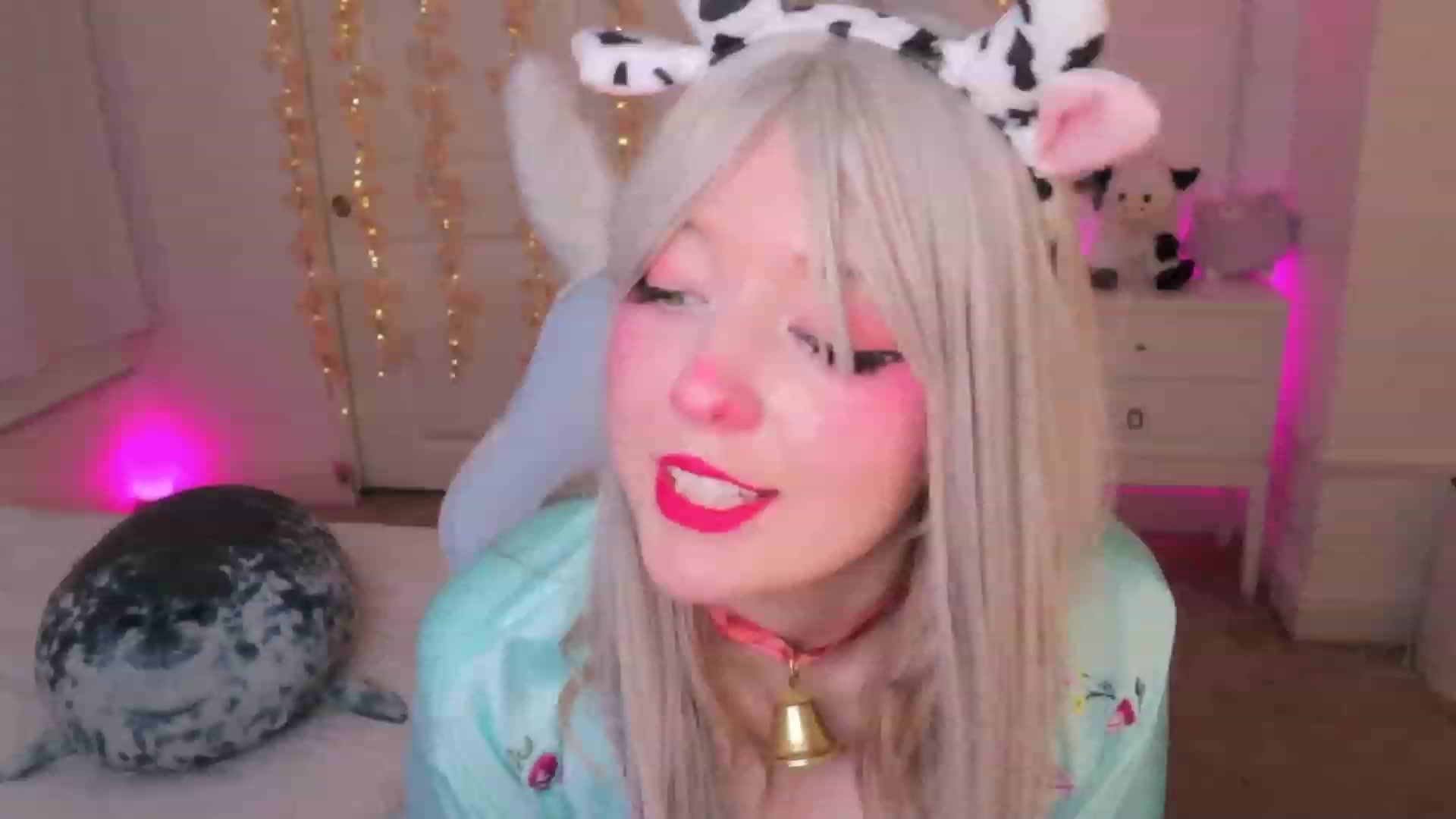 Gallery image thumbnail from SayGoodGirl's myfreecams stream on, 10/22/2023, 02:08 image 20 of 20