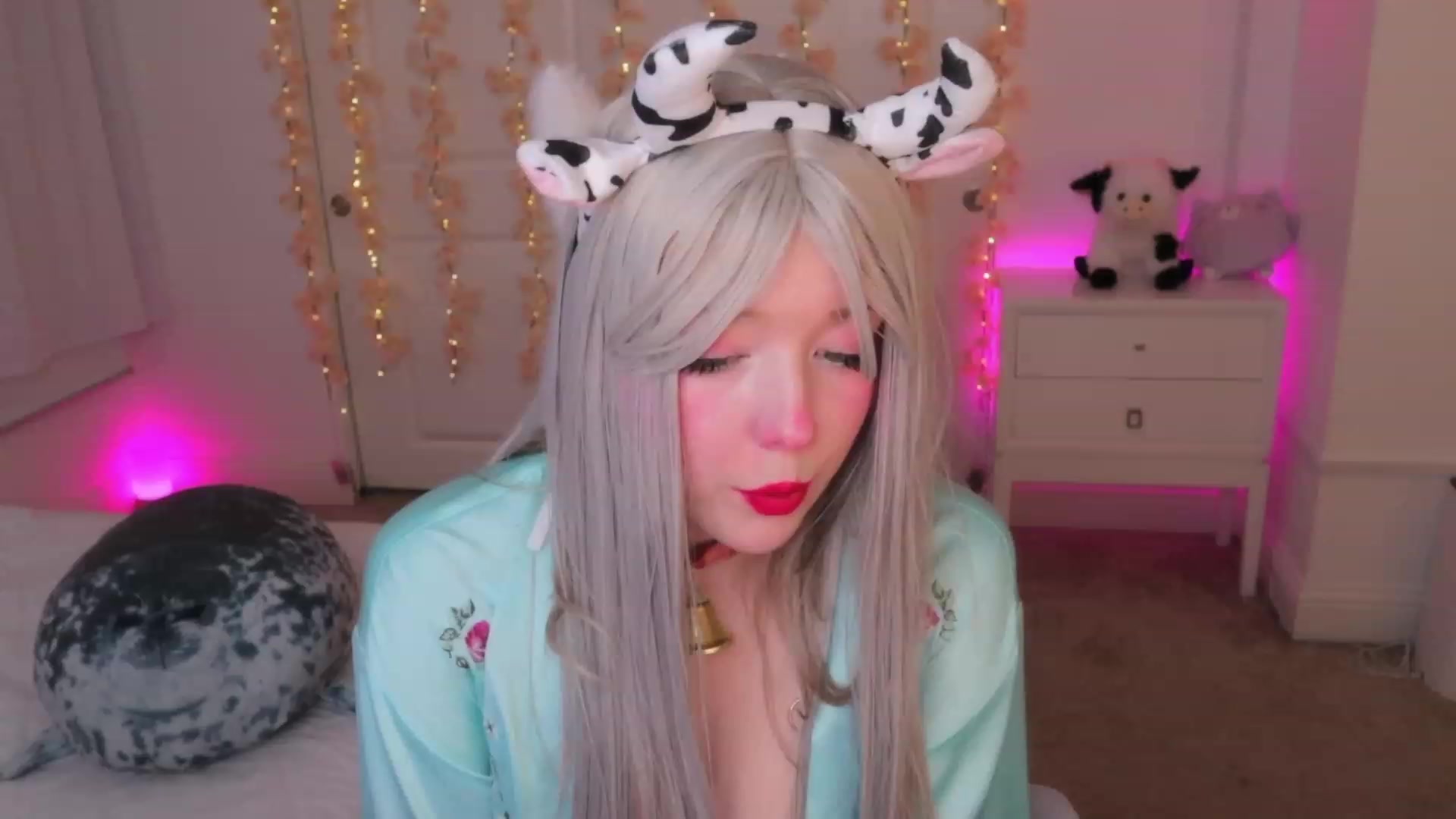 Gallery image thumbnail from SayGoodGirl's myfreecams stream on, 10/22/2023, 02:08 image 12 of 20