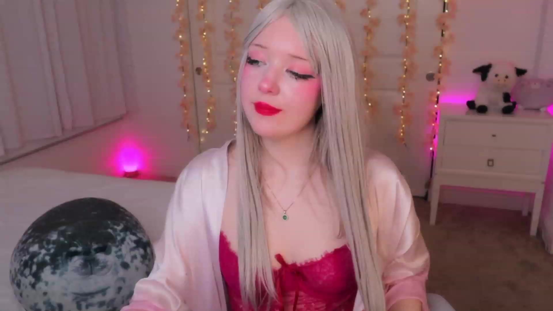Gallery image thumbnail from SayGoodGirl's myfreecams stream on, 11/05/2023, 03:56 image 5 of 20