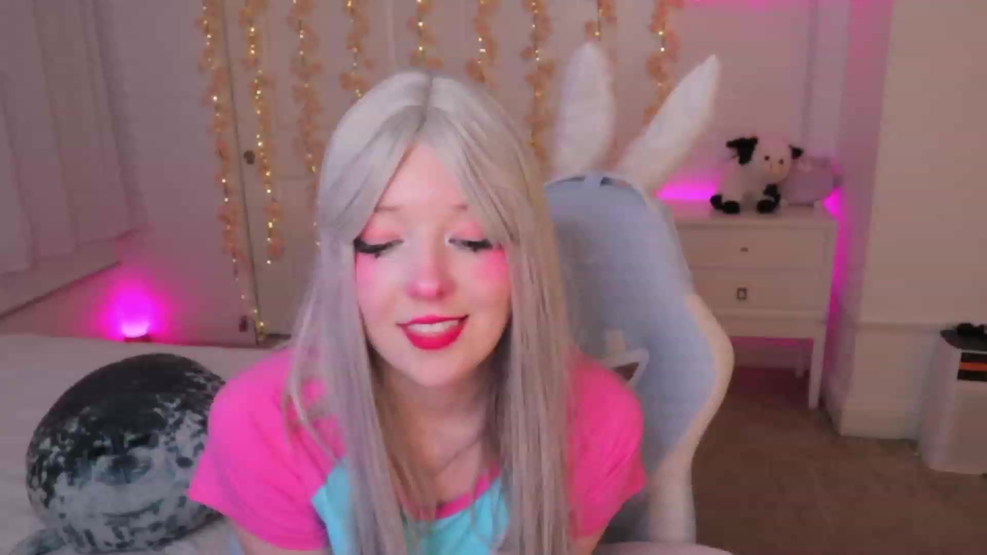 Gallery image thumbnail from SayGoodGirl's myfreecams stream on, 11/12/2023, 04:02 image 16 of 20