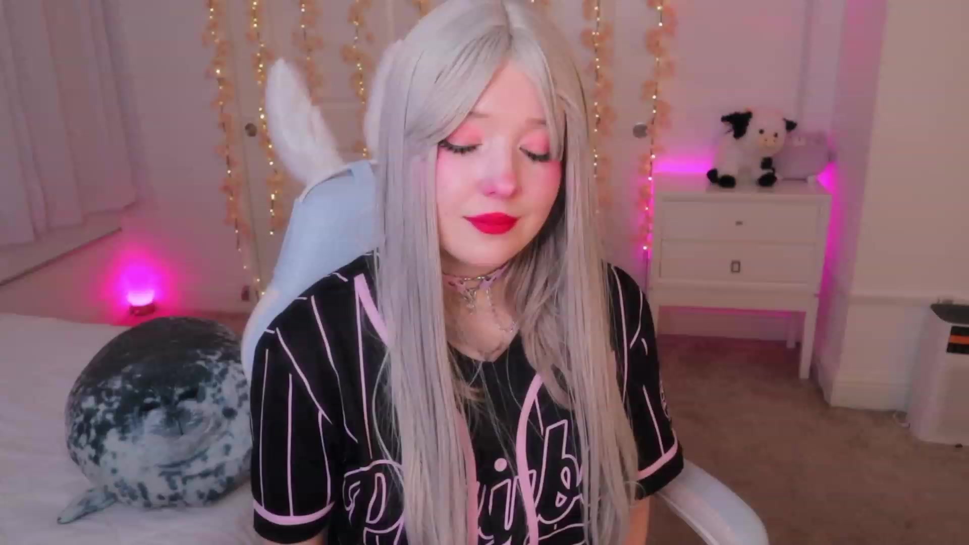 Gallery image thumbnail from SayGoodGirl's myfreecams stream on, 11/14/2023, 04:38 image 8 of 20