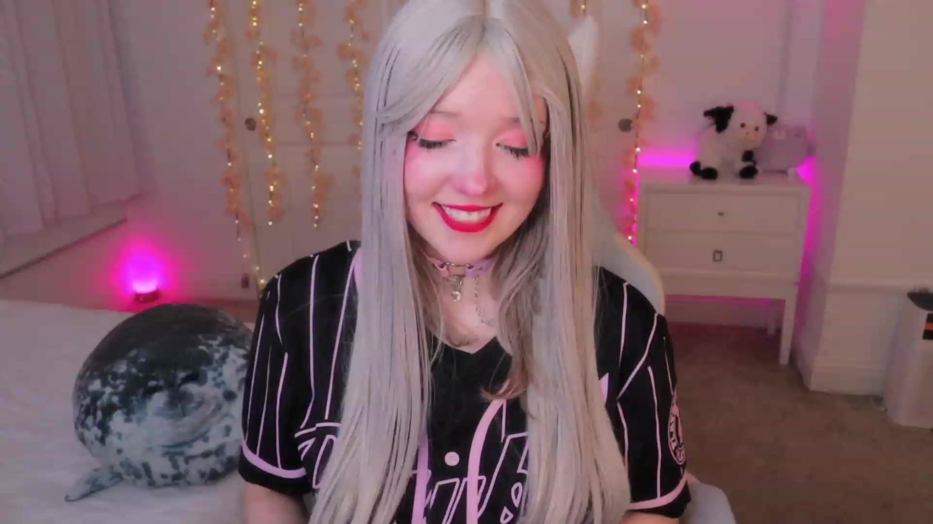 Gallery image thumbnail from SayGoodGirl's myfreecams stream on, 11/14/2023, 04:38 image 3 of 20