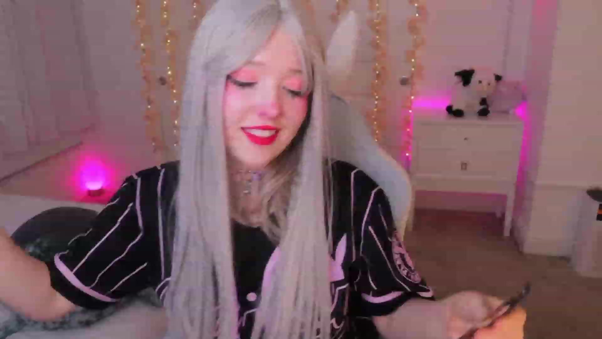 Gallery image thumbnail from SayGoodGirl's myfreecams stream on, 11/14/2023, 04:38 image 1 of 20