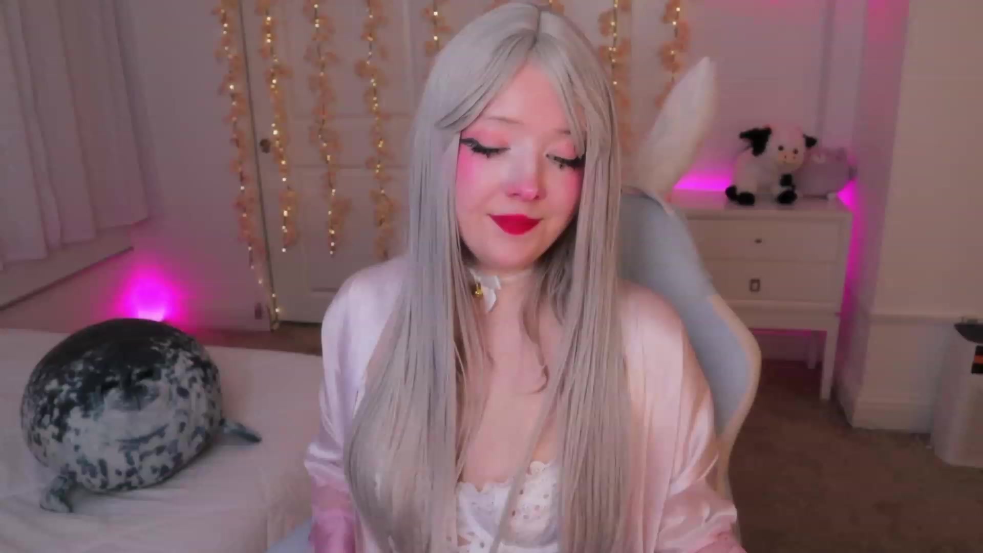 Gallery image thumbnail from SayGoodGirl's myfreecams stream on, 11/15/2023, 04:32 image 13 of 20