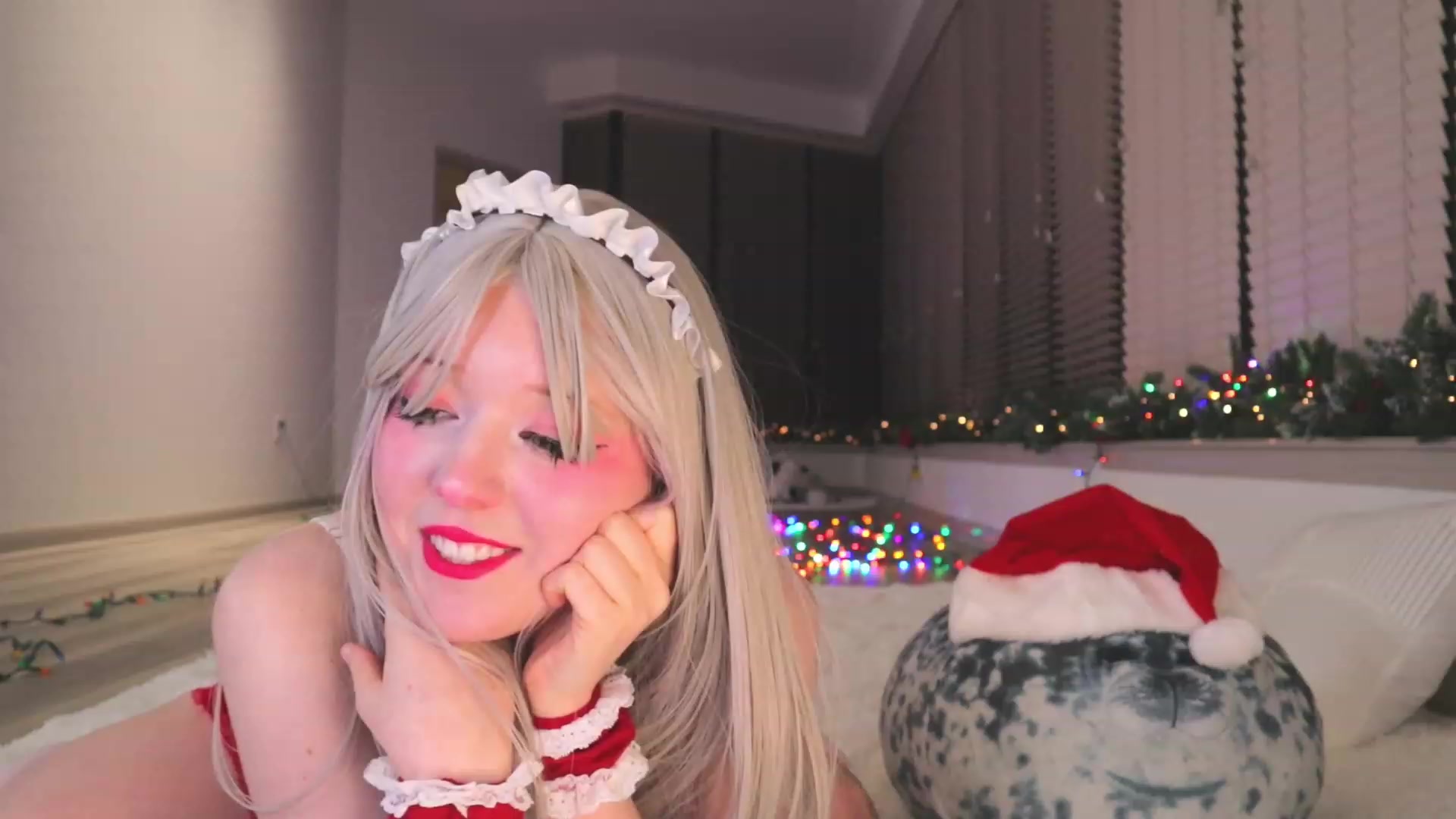 Gallery image thumbnail from SayGoodGirl's myfreecams stream on, 12/06/2023, 04:32 image 3 of 20