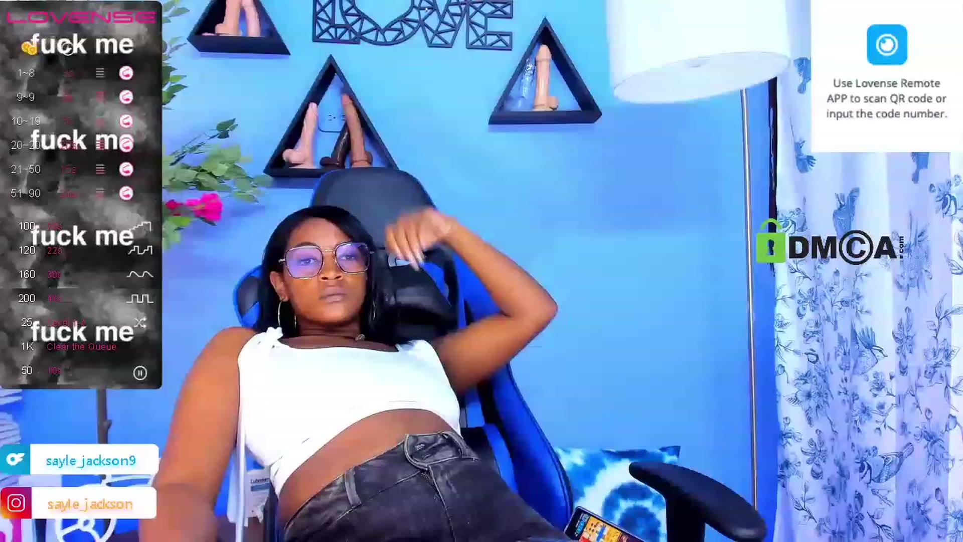 Gallery image thumbnail from Sayle_Jackson's myfreecams stream on, 03/31/2023, 17:36 image 17 of 20