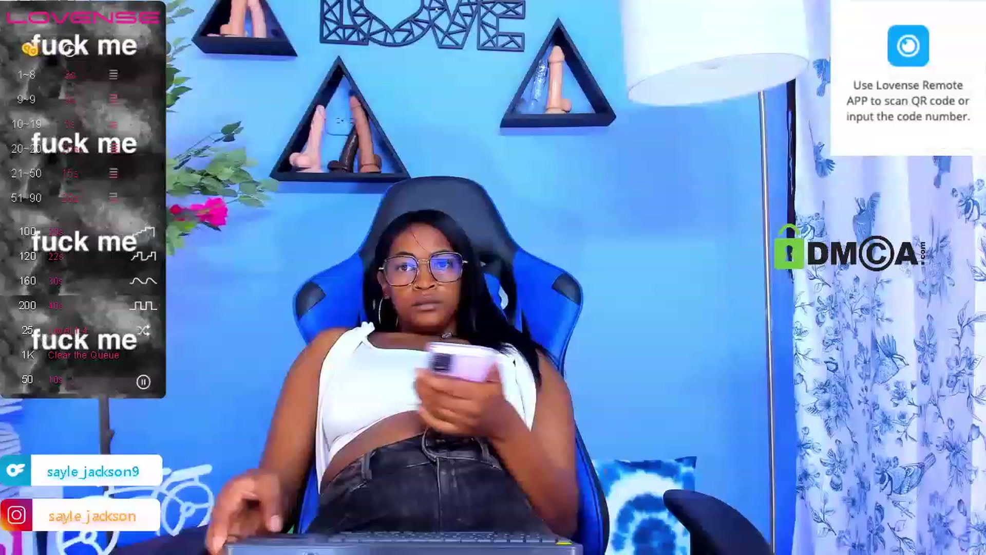 Gallery image thumbnail from Sayle_Jackson's myfreecams stream on, 03/31/2023, 17:36 image 10 of 20