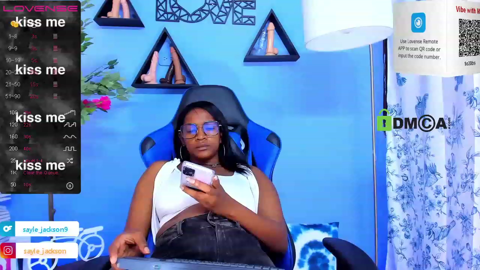 Gallery image thumbnail from Sayle_Jackson's myfreecams stream on, 03/31/2023, 17:36 image 8 of 20