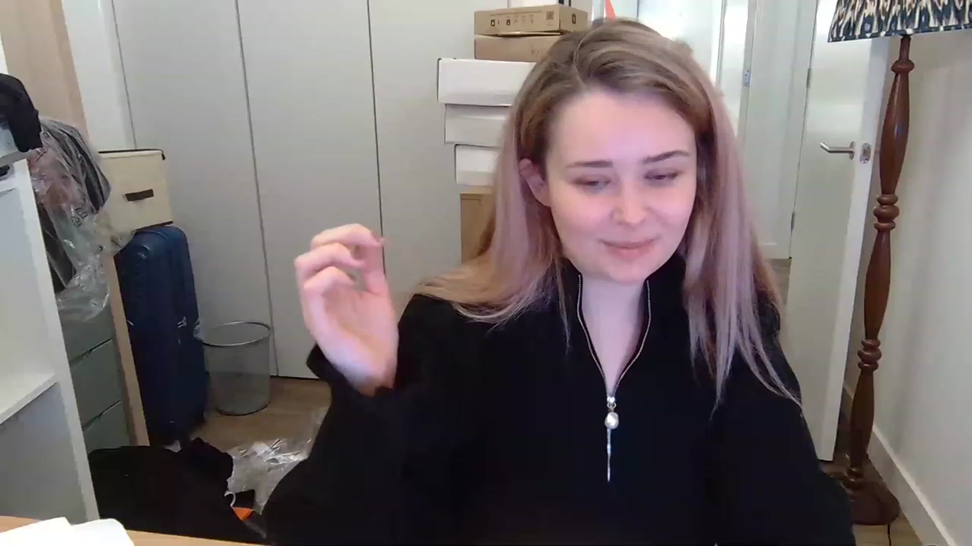 Gallery image thumbnail from SaylemUK's myfreecams stream on, 12/07/2022, 24:03 image 5 of 20