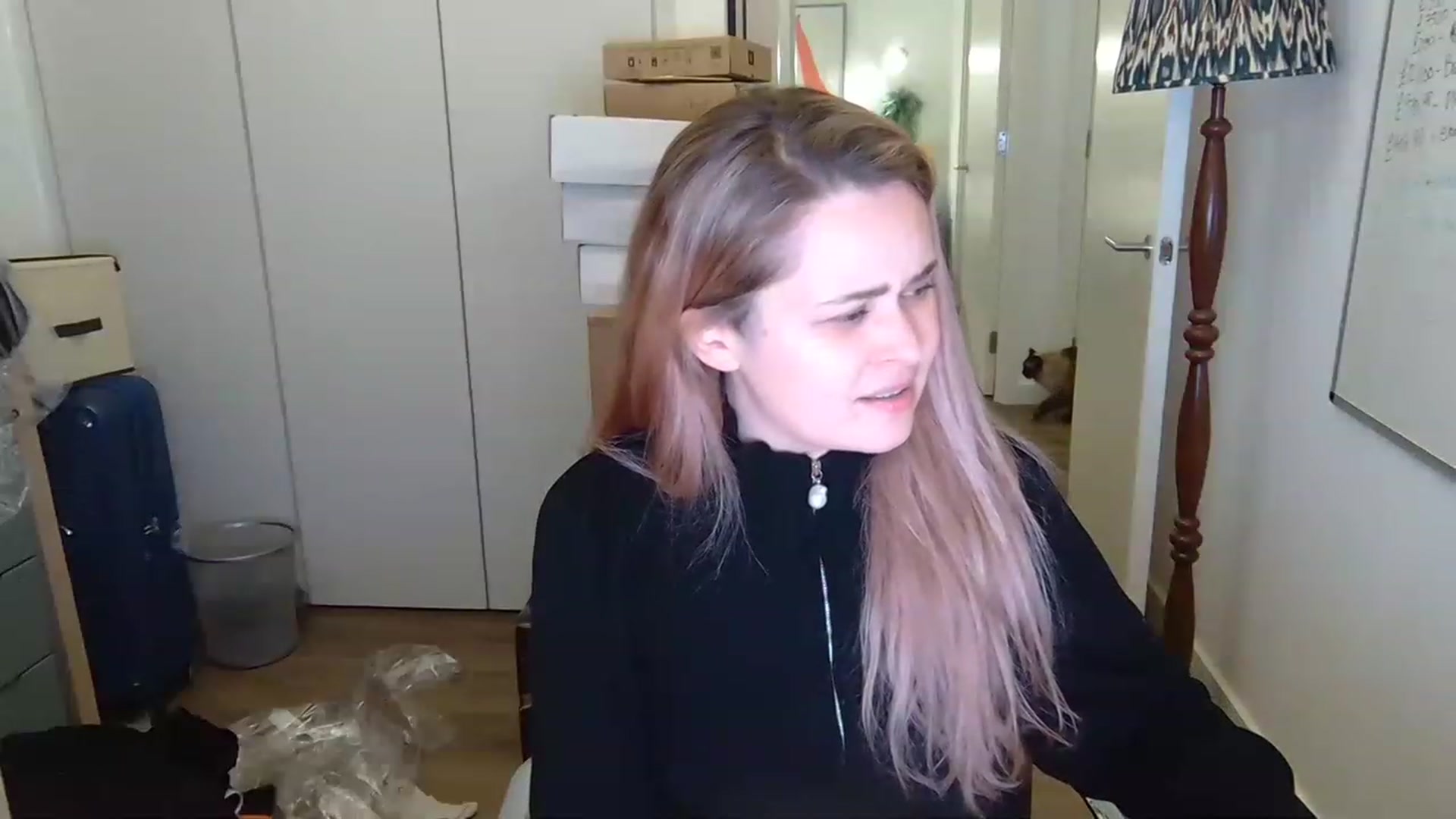 Gallery image thumbnail from SaylemUK's myfreecams stream on, 12/07/2022, 24:03 image 14 of 20