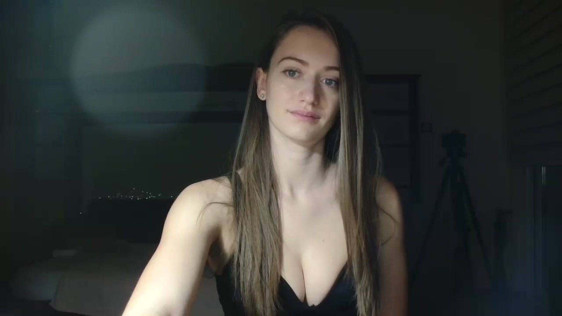 Gallery image thumbnail from Sberrygirl18's myfreecams stream on, 02/25/2024, 17:36 image 6 of 20