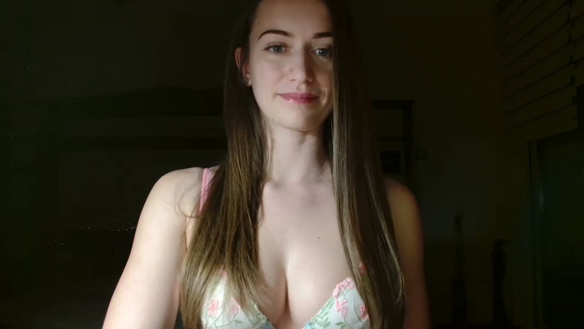 Gallery image thumbnail from Sberrygirl18's myfreecams stream on, 03/12/2024, 19:24 image 6 of 20