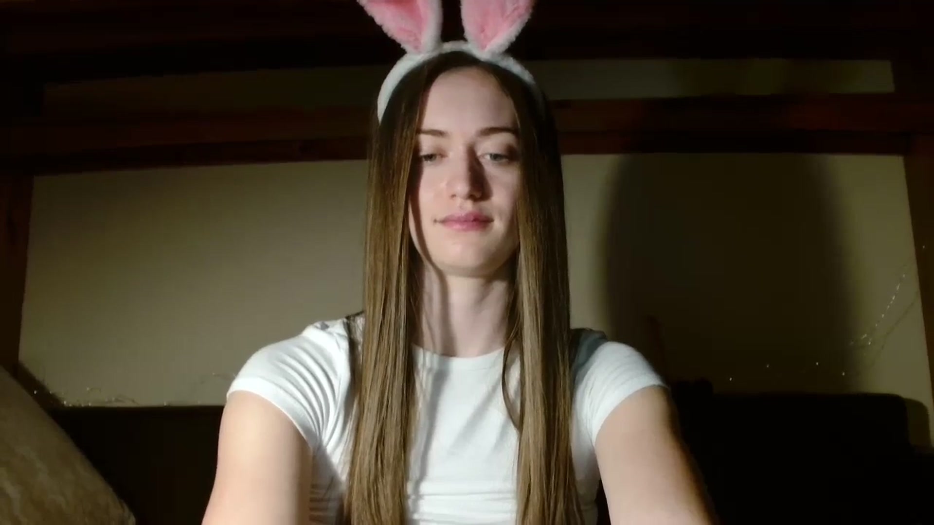 Gallery image thumbnail from Sberrygirl18's myfreecams stream on, 04/01/2024, 18:39 image 10 of 20