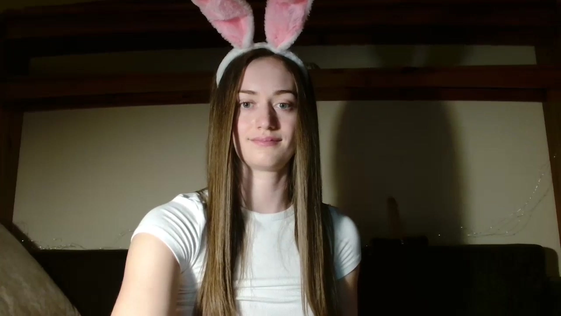 Gallery image thumbnail from Sberrygirl18's myfreecams stream on, 04/01/2024, 18:39 image 12 of 20