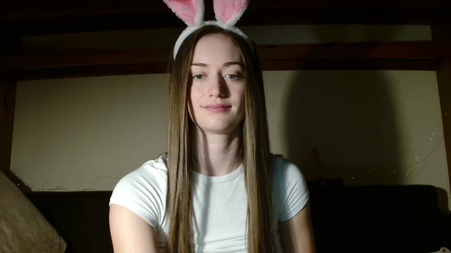 Gallery image thumbnail from Sberrygirl18's myfreecams stream on, 04/01/2024, 18:39 image 1 of 20
