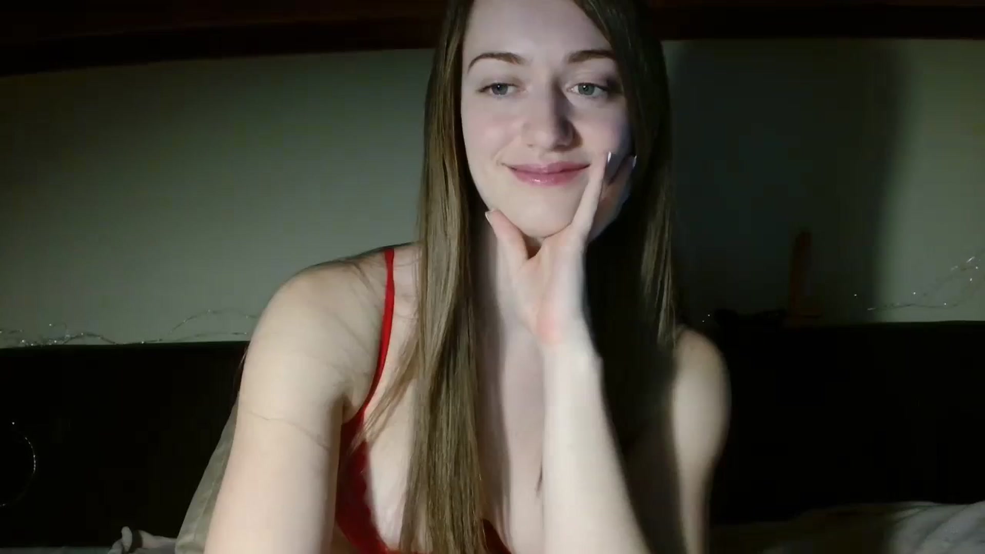 Gallery image thumbnail from Sberrygirl18's myfreecams stream on, 04/04/2024, 16:50 image 15 of 20