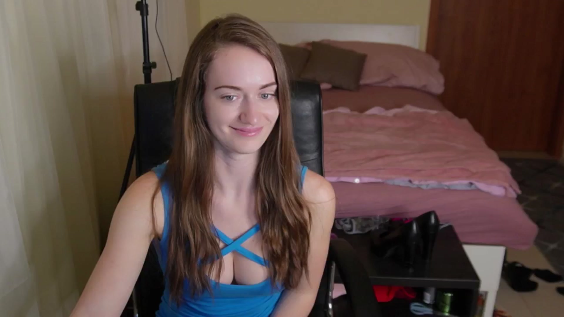 Gallery image thumbnail from Sberrygirl18's myfreecams stream on, 04/25/2024, 13:34 image 9 of 20
