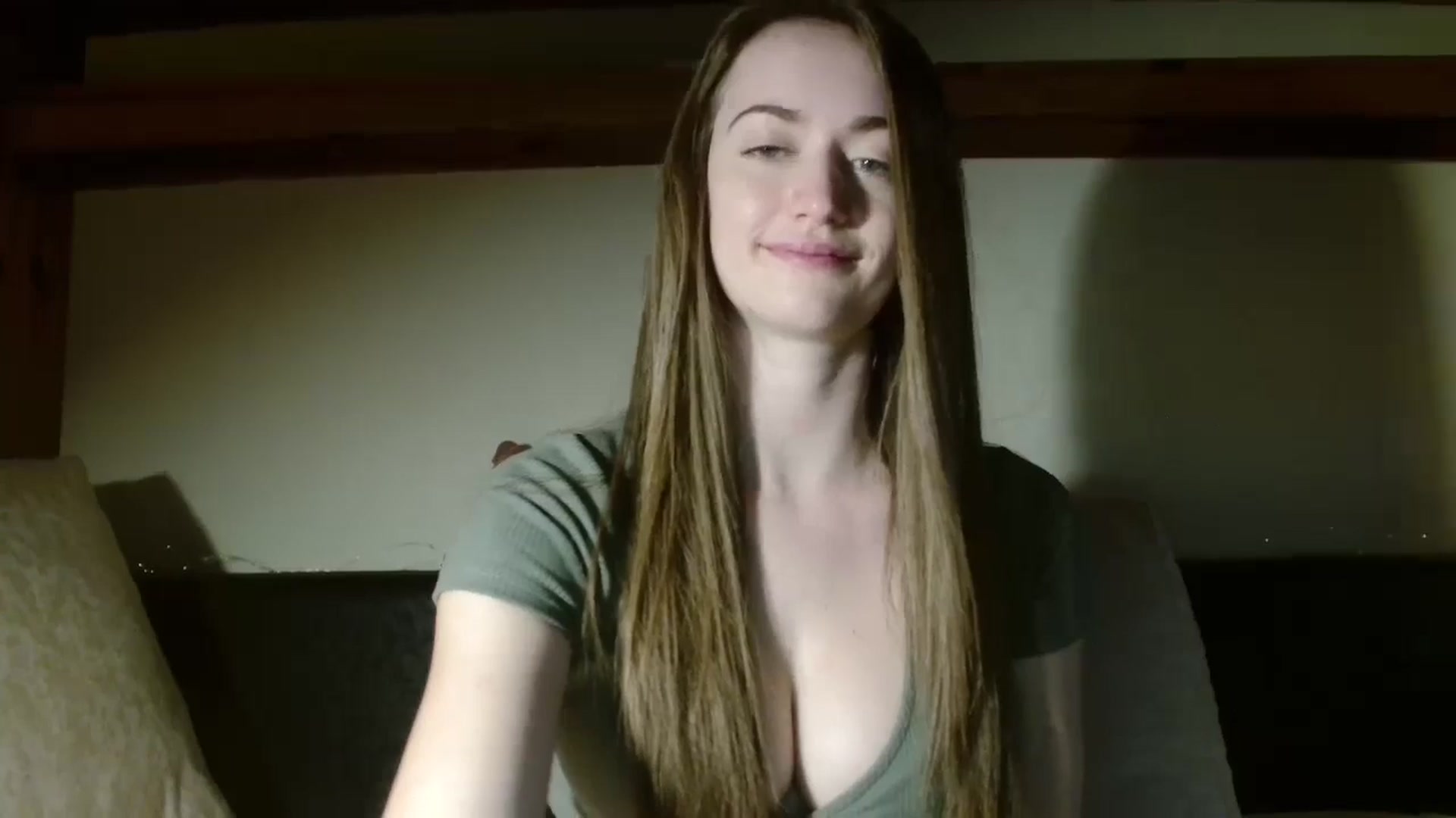 Gallery image thumbnail from Sberrygirl18's myfreecams stream on, 04/27/2024, 18:46 image 12 of 20