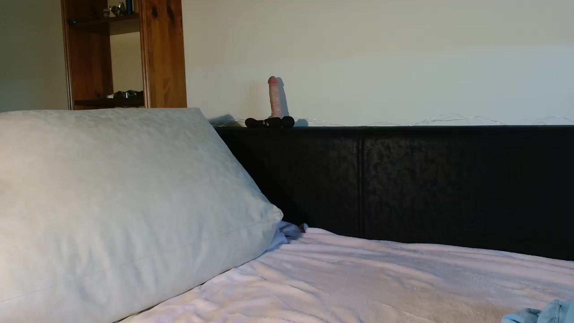 Gallery image thumbnail from Sberrygirl18's myfreecams stream on, 04/28/2024, 14:23 image 12 of 20