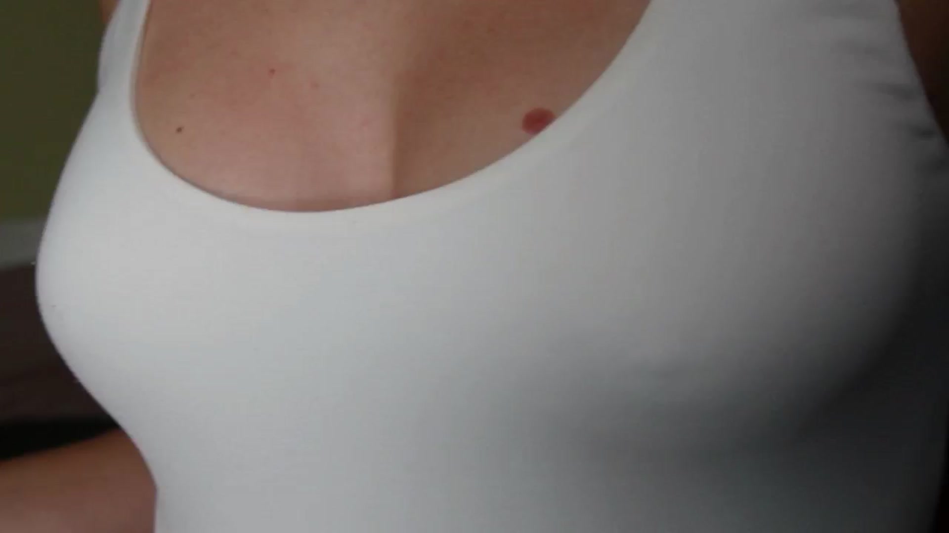 Gallery image thumbnail from Sberrygirl18's myfreecams stream on, 06/16/2024, 02:55 image 3 of 20