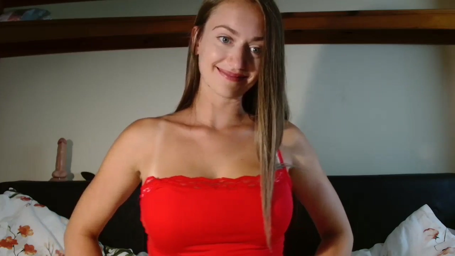 Gallery image thumbnail from Sberrygirl18's myfreecams stream on, 07/06/2024, 14:30 image 13 of 20