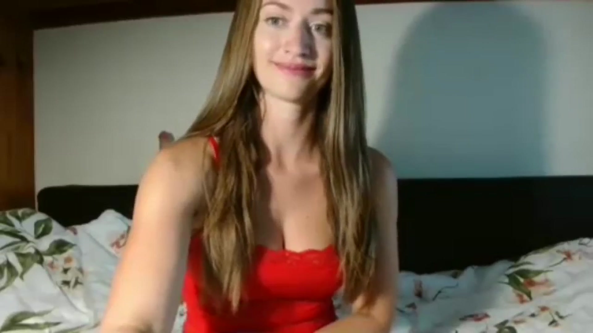 Gallery image thumbnail from Sberrygirl18's myfreecams stream on, 07/06/2024, 17:11 image 3 of 20