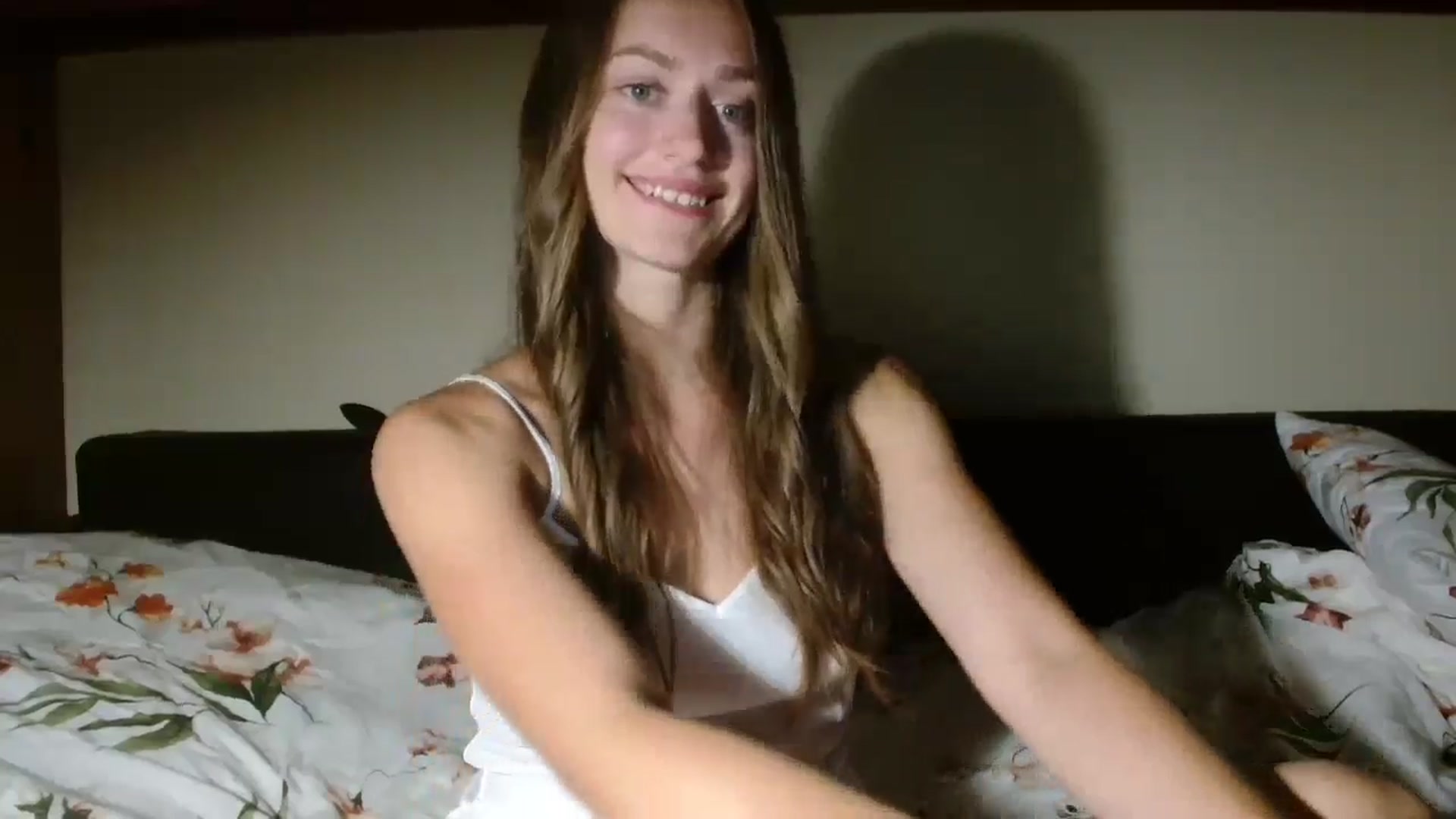 Gallery image thumbnail from Sberrygirl18's myfreecams stream on, 07/18/2024, 19:40 image 5 of 20