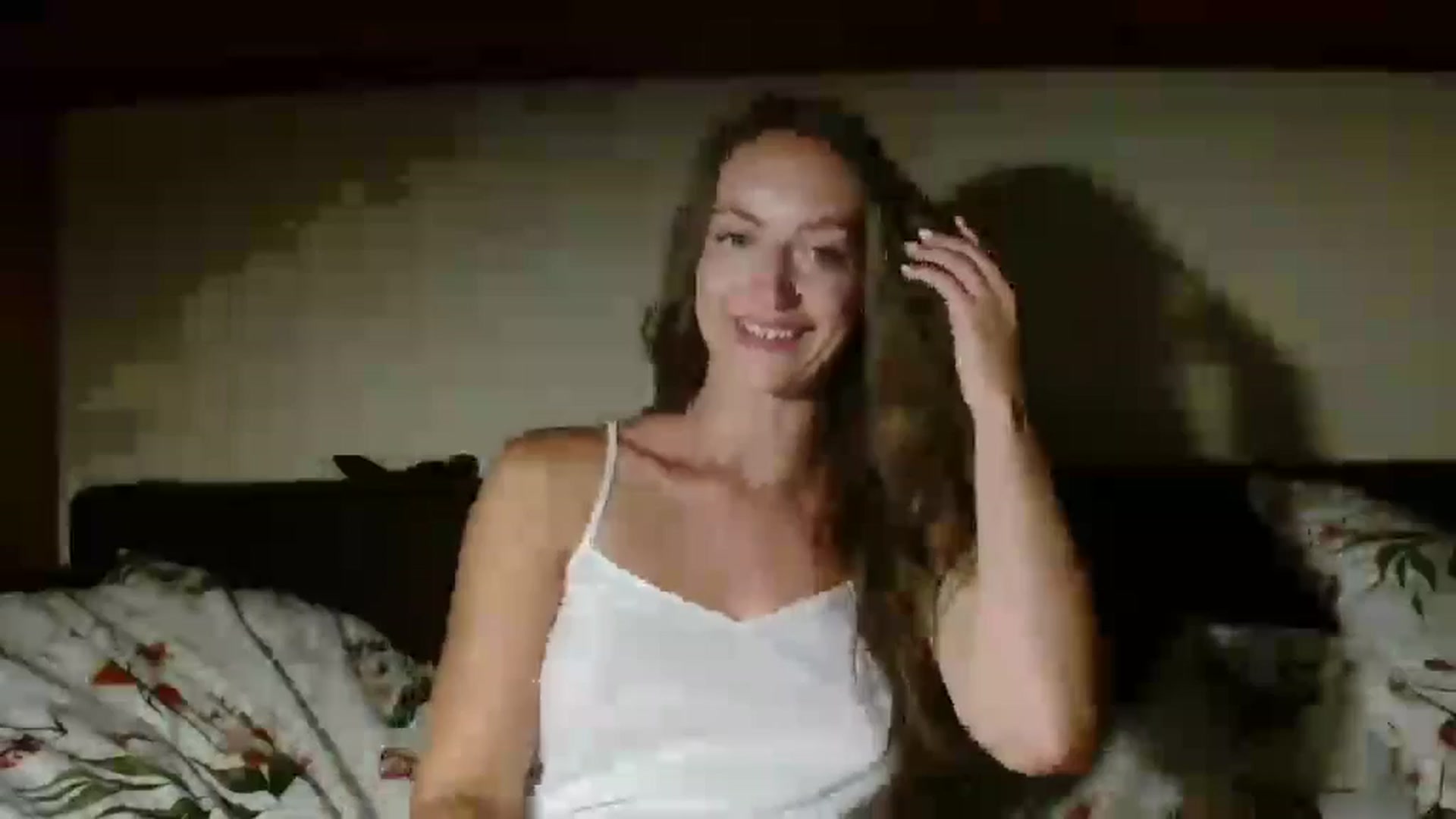 Gallery image thumbnail from Sberrygirl18's myfreecams stream on, 07/18/2024, 21:20 image 1 of 20