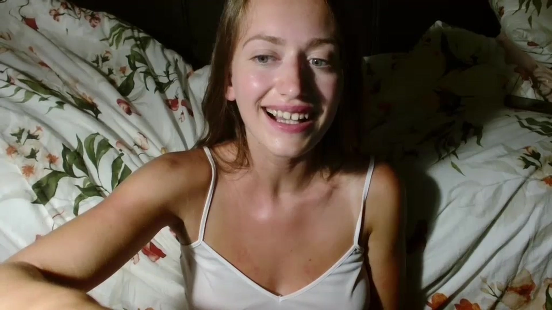 Gallery image thumbnail from Sberrygirl18's myfreecams stream on, 07/18/2024, 21:20 image 20 of 20