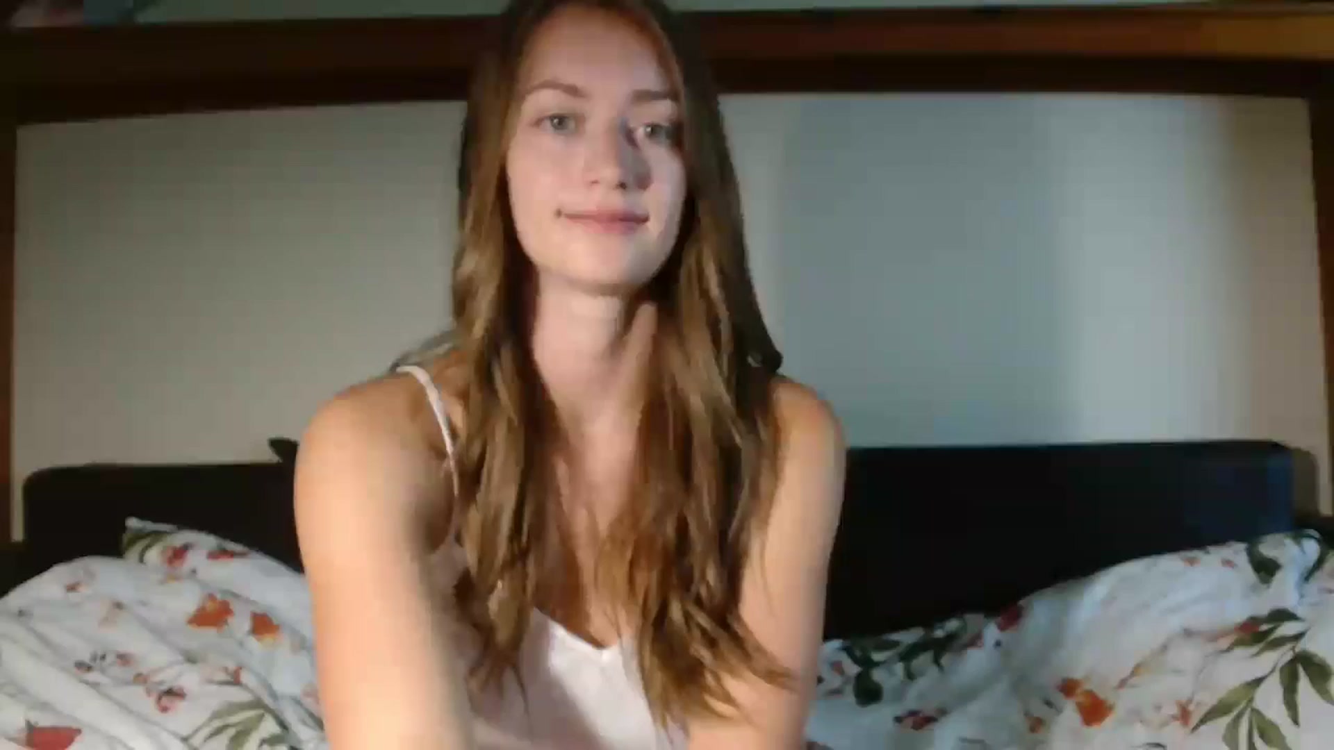 Gallery image thumbnail from Sberrygirl18's myfreecams stream on, 07/19/2024, 12:06 image 17 of 20