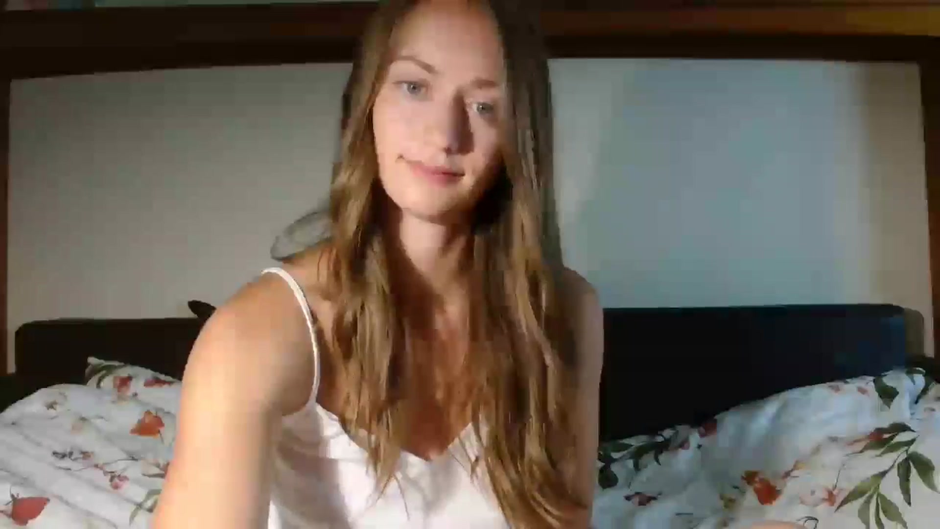 Gallery image thumbnail from Sberrygirl18's myfreecams stream on, 07/19/2024, 12:06 image 11 of 20