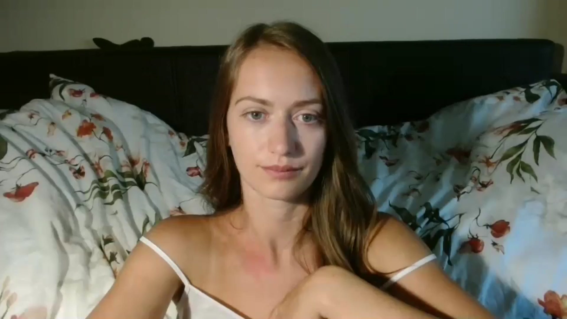 Gallery image thumbnail from Sberrygirl18's myfreecams stream on, 07/19/2024, 12:55 image 18 of 20