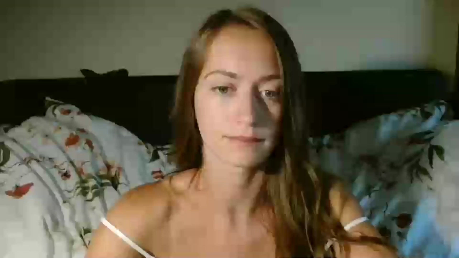 Gallery image thumbnail from Sberrygirl18's myfreecams stream on, 07/19/2024, 12:55 image 11 of 20