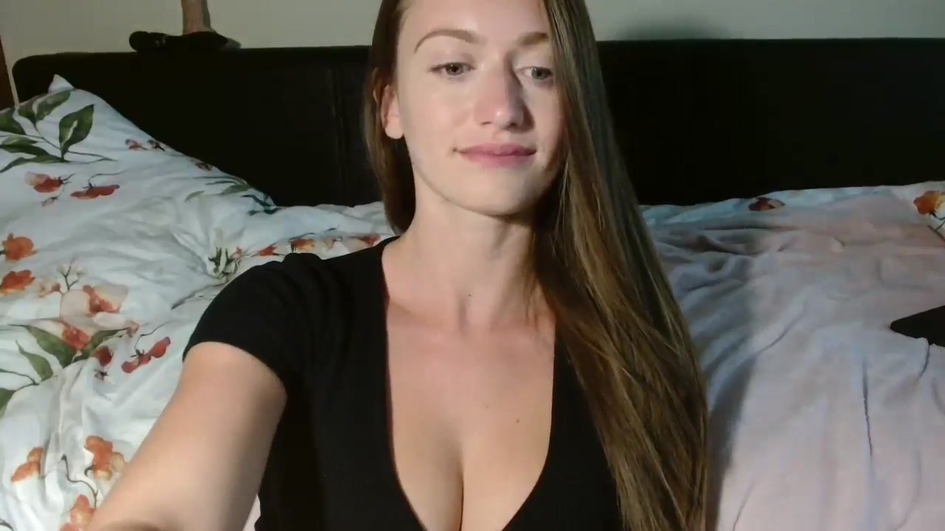 Gallery image thumbnail from Sberrygirl18's myfreecams stream on, 08/08/2024, 15:46 image 19 of 20