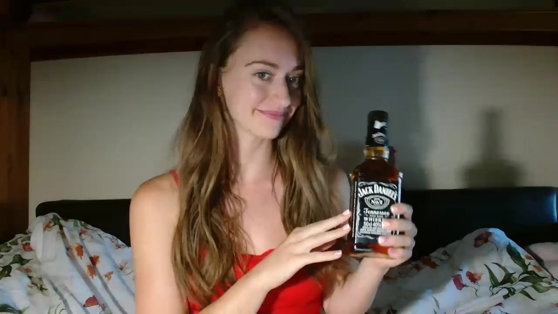 Gallery image thumbnail from Sberrygirl18's myfreecams stream on, 09/02/2024, 15:37 image 8 of 20