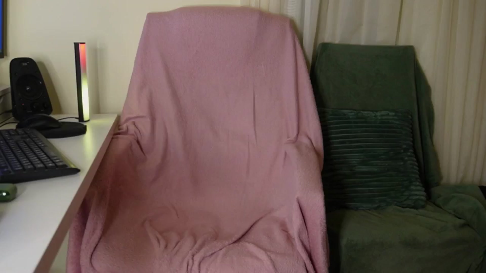 Gallery image thumbnail from Sberrygirl18's myfreecams stream on, 09/04/2024, 13:07 image 10 of 20