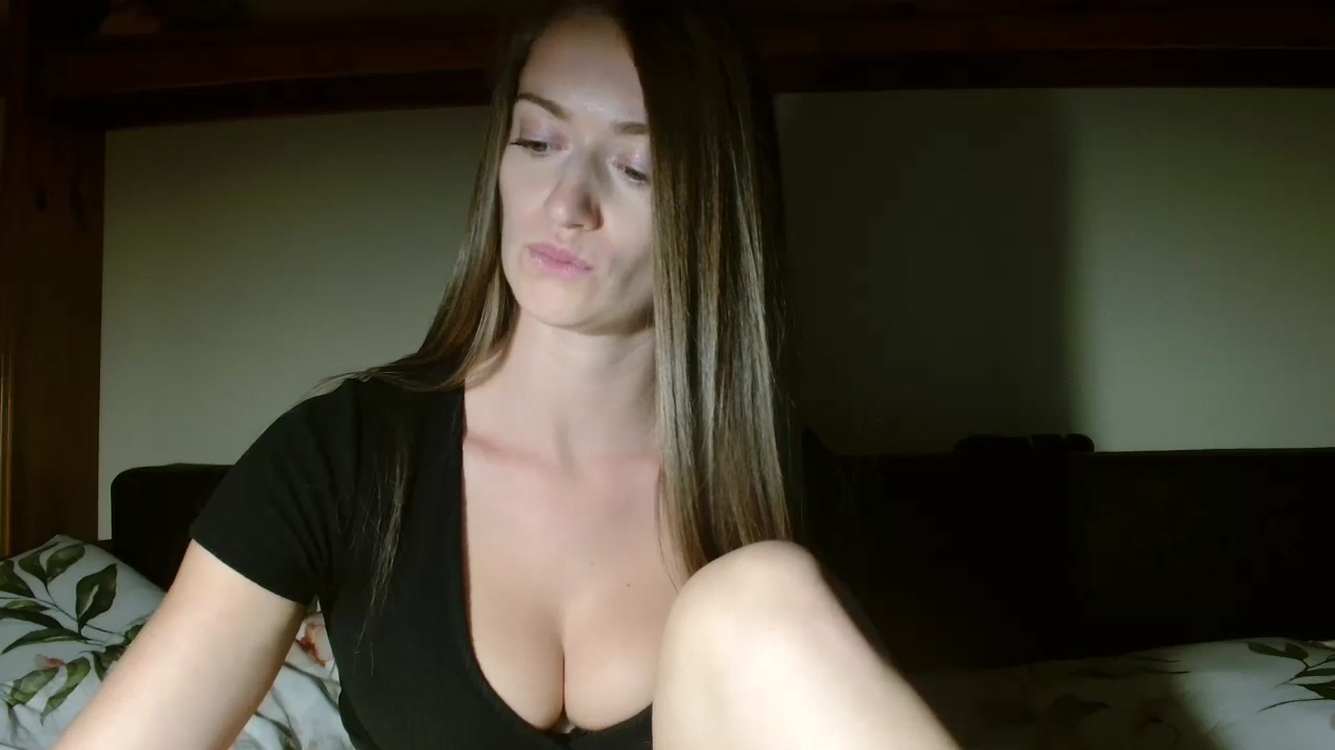 Gallery image thumbnail from Sberrygirl18's myfreecams stream on, 09/12/2024, 18:20 image 10 of 20