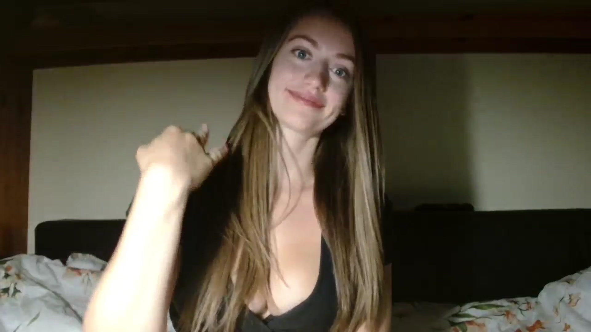 Gallery image thumbnail from Sberrygirl18's myfreecams stream on, 09/13/2024, 02:36 image 2 of 20
