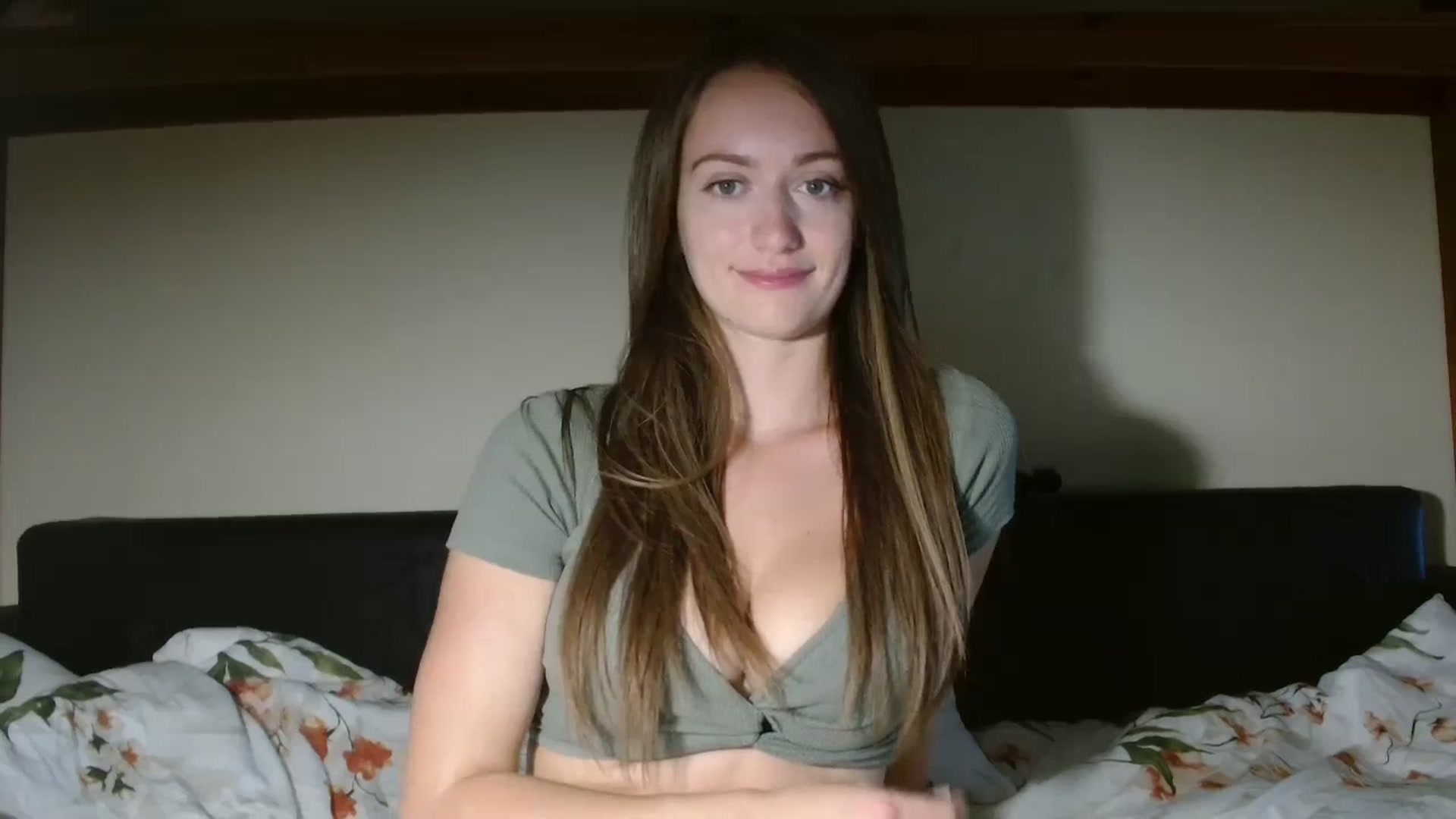 Gallery image thumbnail from Sberrygirl18's myfreecams stream on, 09/13/2024, 08:43 image 18 of 20