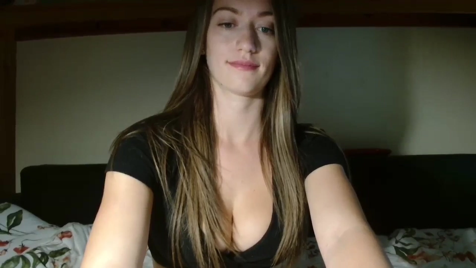 Gallery image thumbnail from Sberrygirl18's myfreecams stream on, 09/13/2024, 15:24 image 3 of 20
