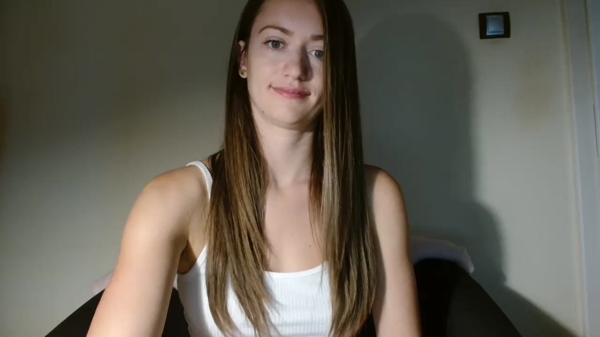 Gallery image thumbnail from Sberrygirl18's myfreecams stream on, 09/14/2024, 07:24 image 15 of 20