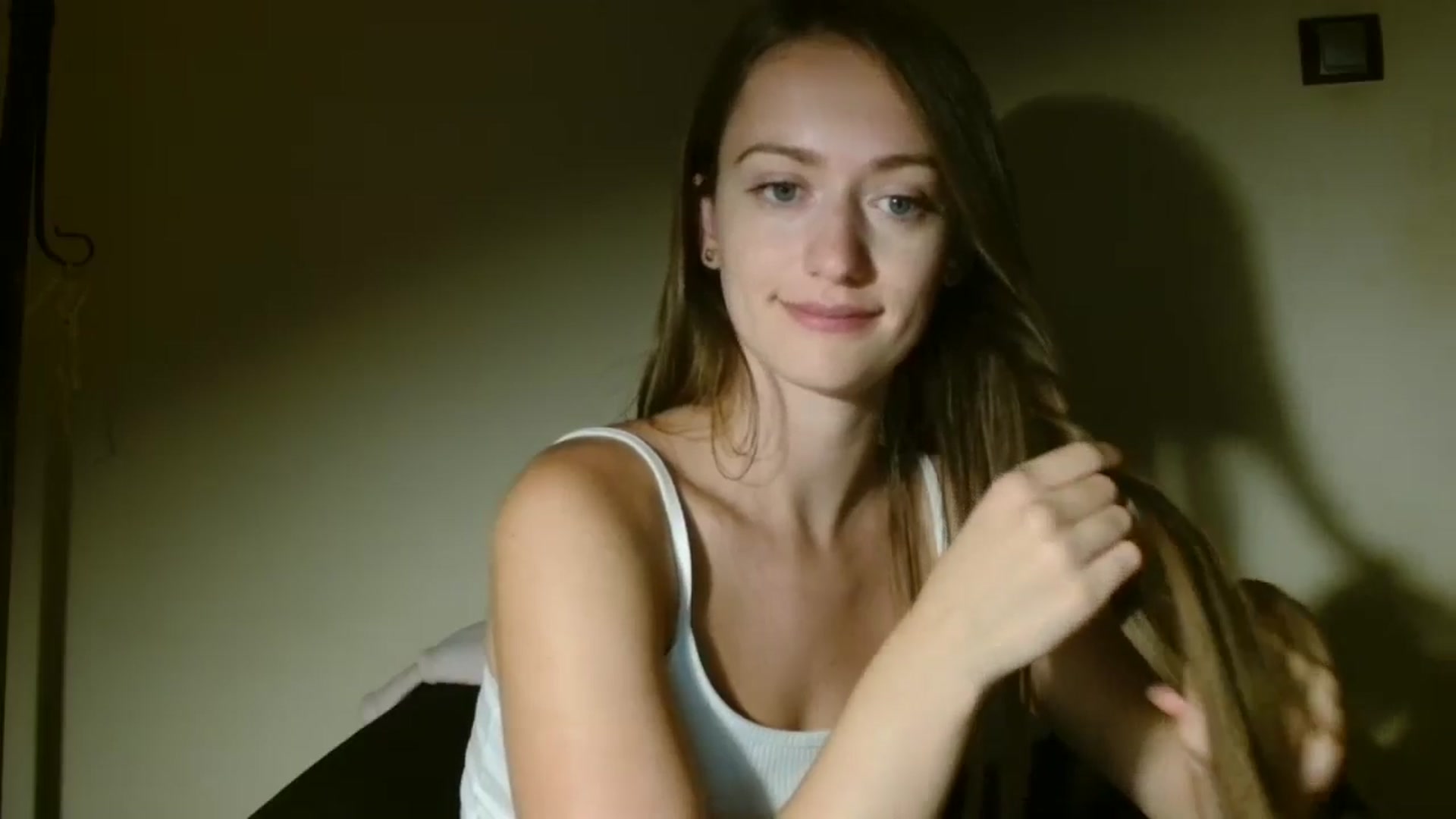 Gallery image thumbnail from Sberrygirl18's myfreecams stream on, 09/14/2024, 17:04 image 15 of 20