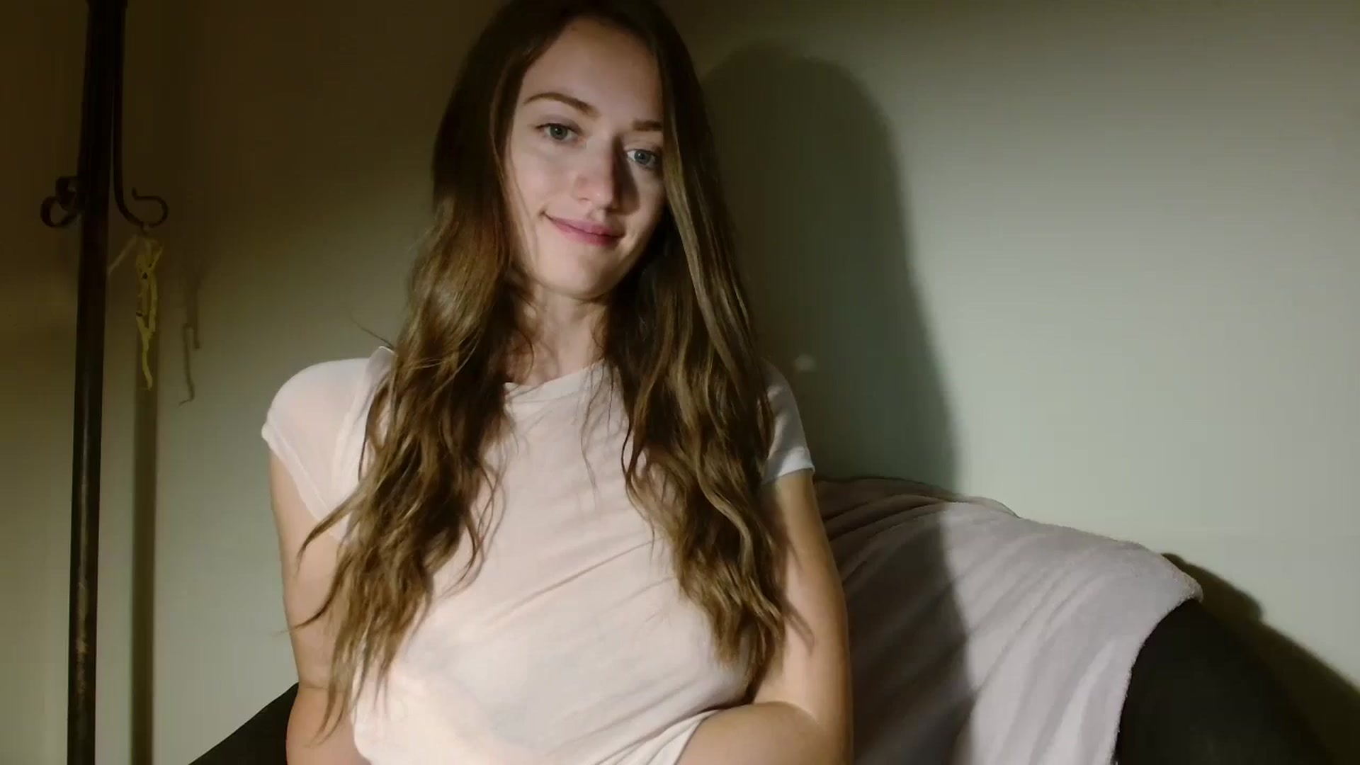 Gallery image thumbnail from Sberrygirl18's myfreecams stream on, 10/04/2024, 15:55 image 10 of 20
