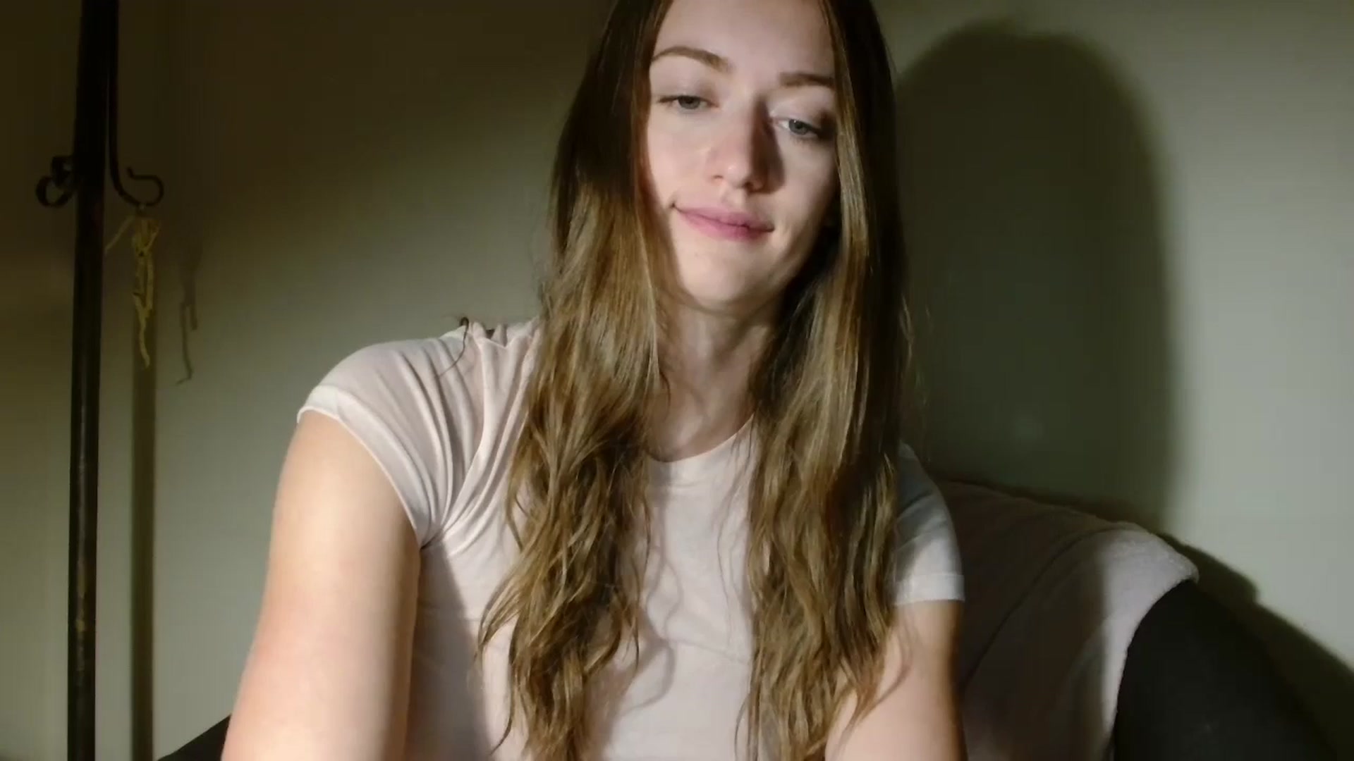 Gallery image thumbnail from Sberrygirl18's myfreecams stream on, 10/04/2024, 15:55 image 3 of 20