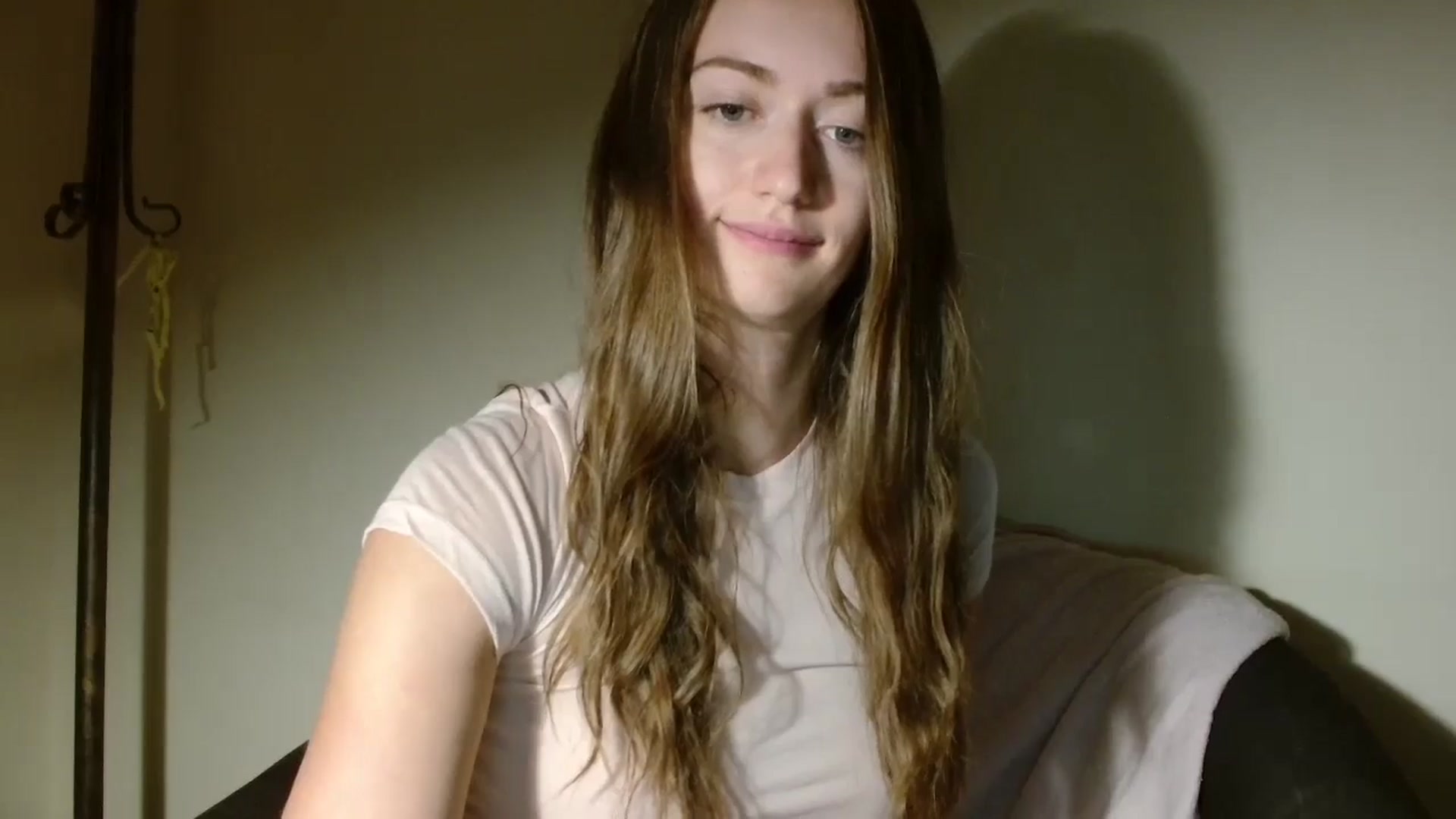 Gallery image thumbnail from Sberrygirl18's myfreecams stream on, 10/04/2024, 15:55 image 2 of 20