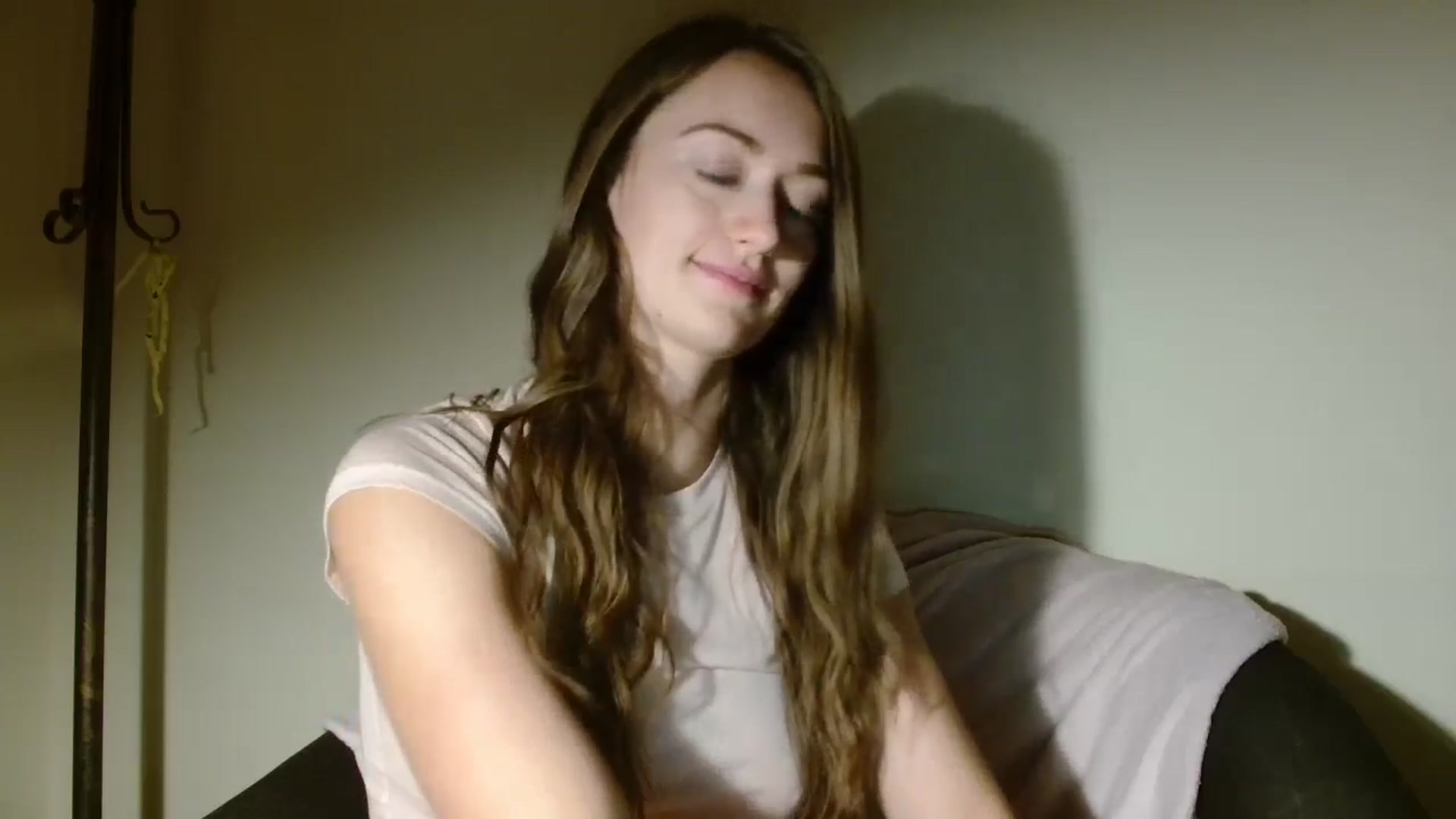 Gallery image thumbnail from Sberrygirl18's myfreecams stream on, 10/04/2024, 15:55 image 4 of 20