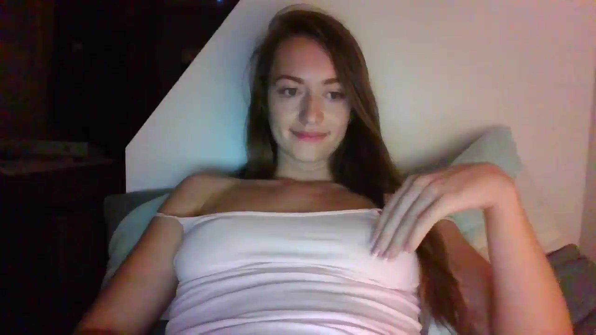 Gallery image thumbnail from Sberrygirl18's myfreecams stream on, 10/31/2024, 20:24 image 6 of 20