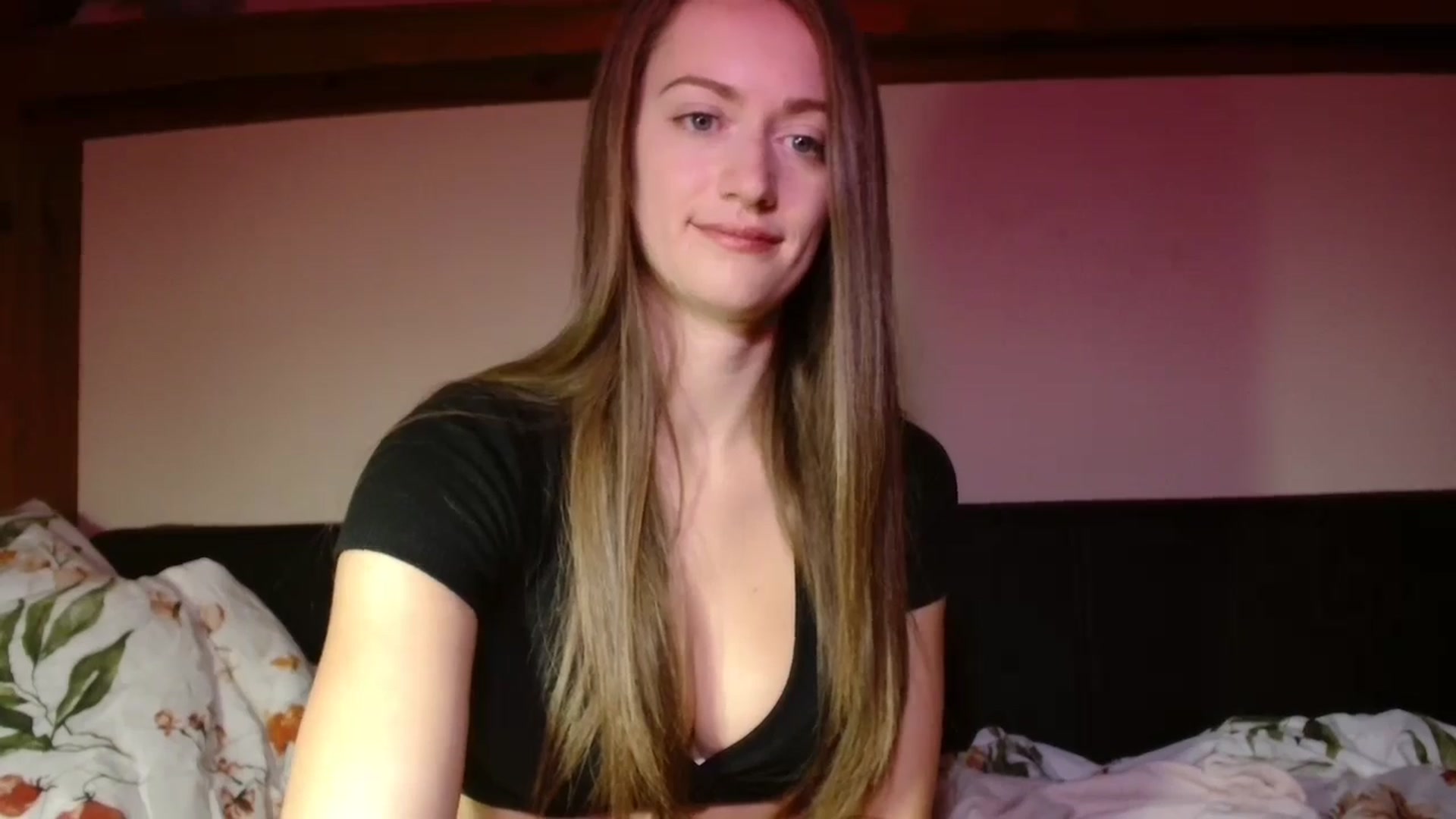 Gallery image thumbnail from Sberrygirl18's myfreecams stream on, 11/14/2024, 21:16 image 4 of 20